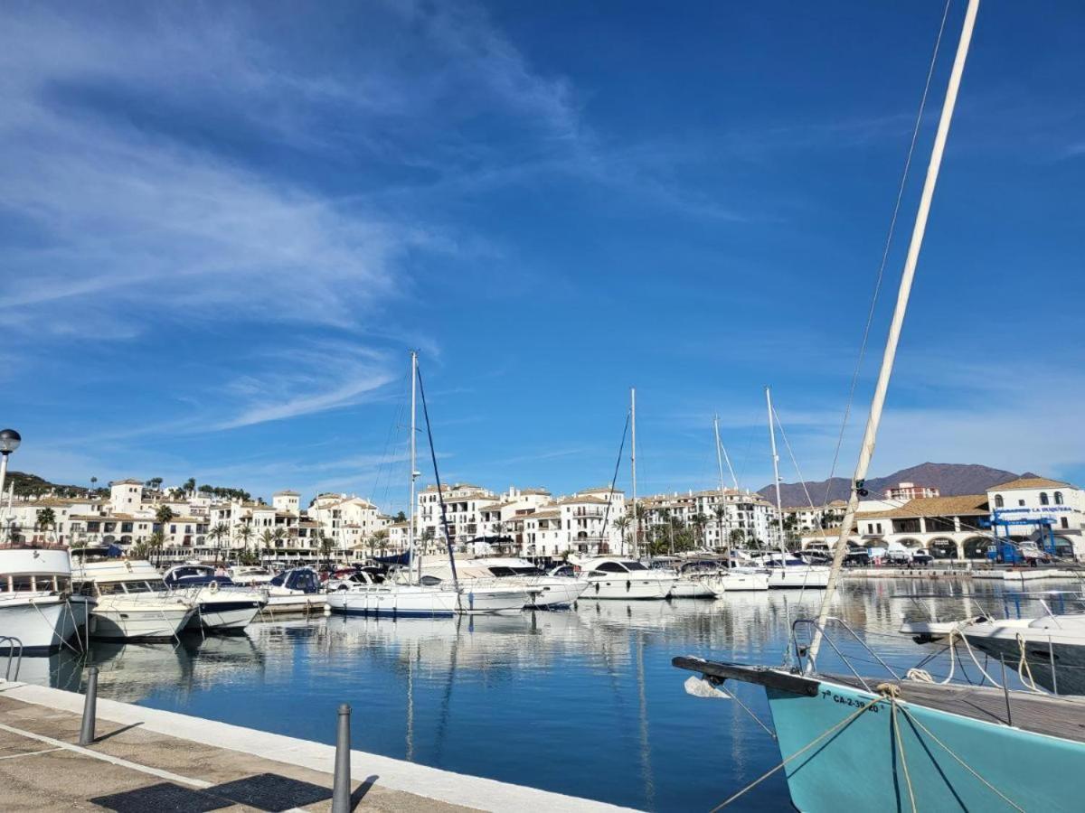 Small Oasis Nelson Mandela Apartment With Sea View, Two Bedrooms, Parking, Terrace And Pool Manilva Kültér fotó